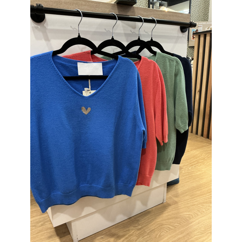 Pull col V manche courte coeur dorée