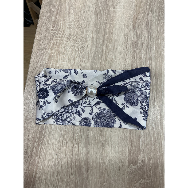 Collier foulard fleurs marine toile de jouy