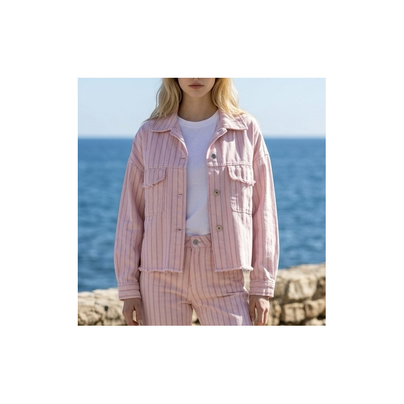Veste à rayure rose