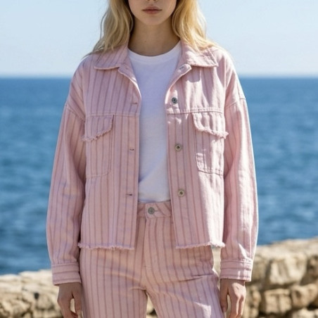 Veste à rayure rose