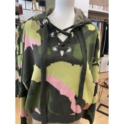 Pull camouflage kaki et rose