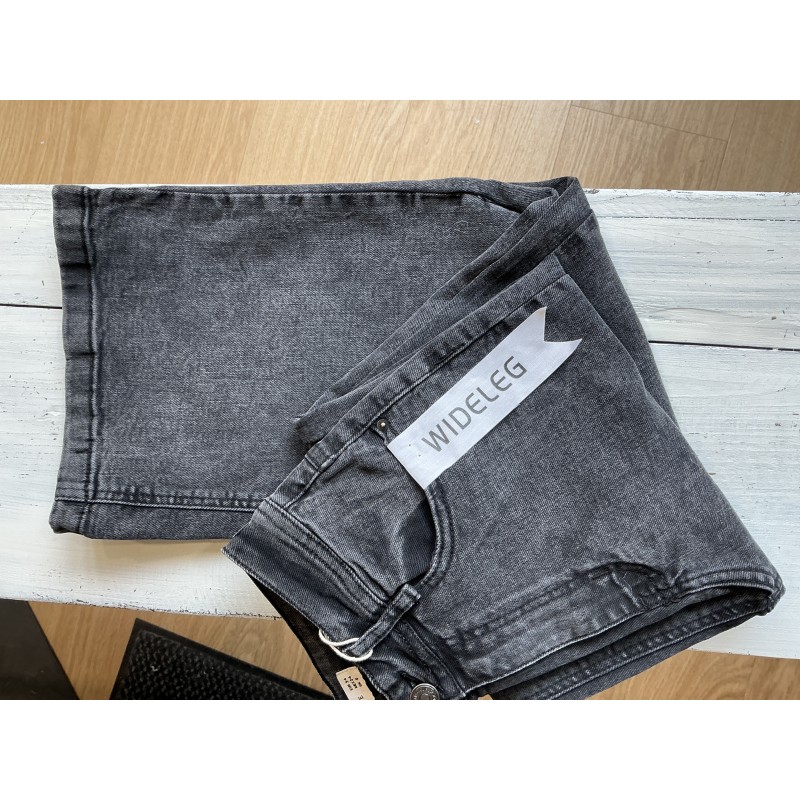 Jeans large noir délavé