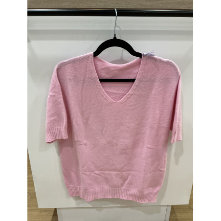 Pull rose col V manches courtes