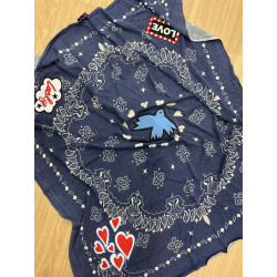Foulard bandana bleu et broderies