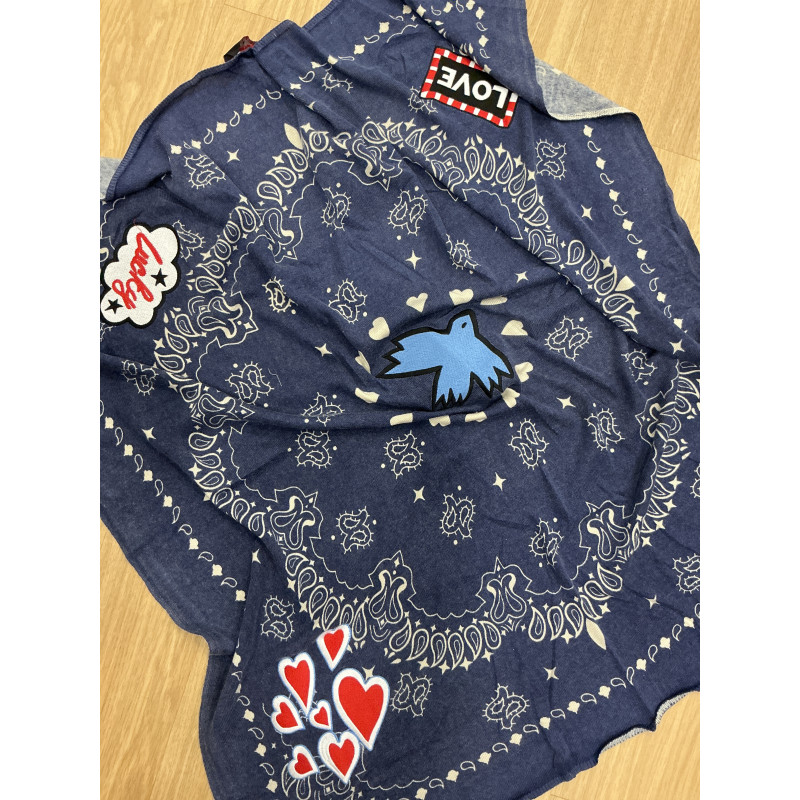 Foulard bandana bleu et broderies