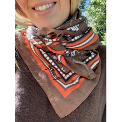 Foulard Fleurs choco et orange