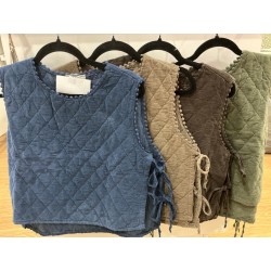 Gilet matelassé à noeuds