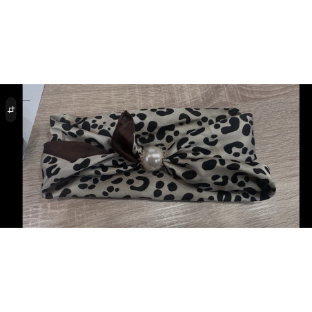 Collier foulard beige léopard