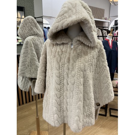 Cape fourrure tricot beige