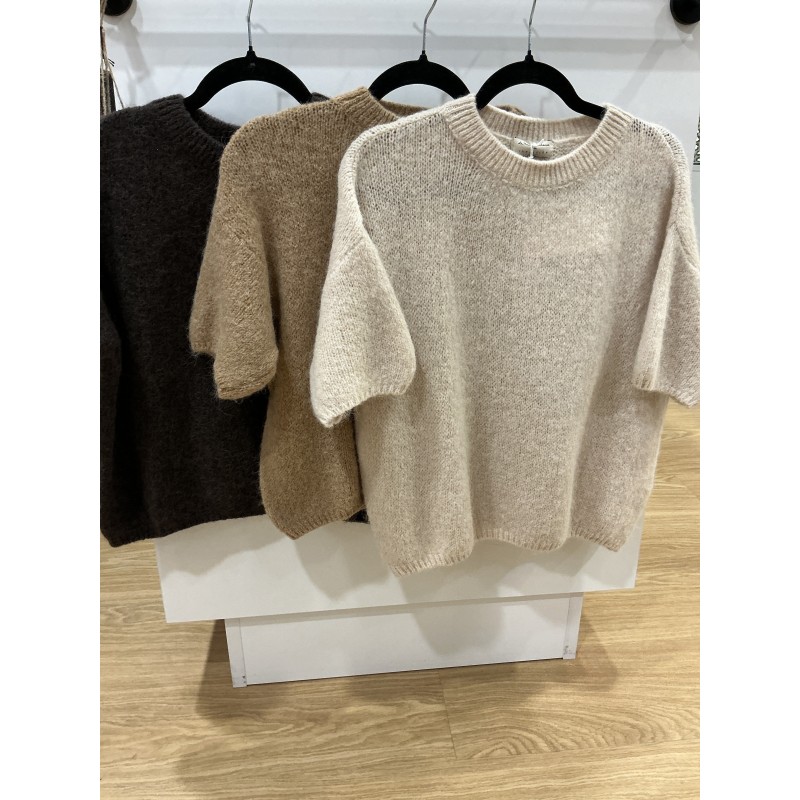 Pull col rond manches courtes