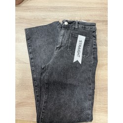 Jeans droit 7/8 poches plaquées noir délavé