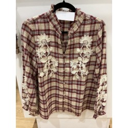 Chemise carreaux bordeaux et écru broderies