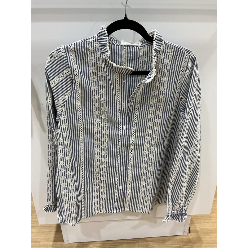 Chemise rayée bleu et broderies anglaise
