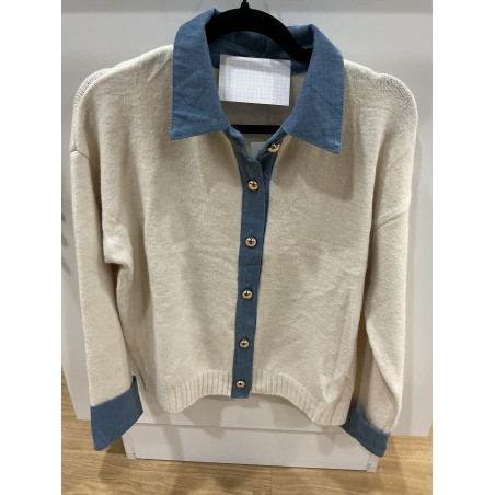 Gilet écru et jeans