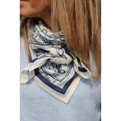 Foulard Fleurs Bleues