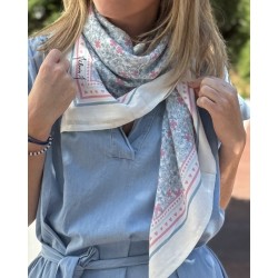 Foulard Liberty ciel et rose