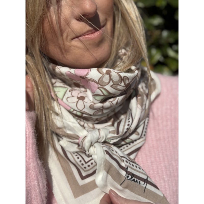 Foulard Fleurs Roses