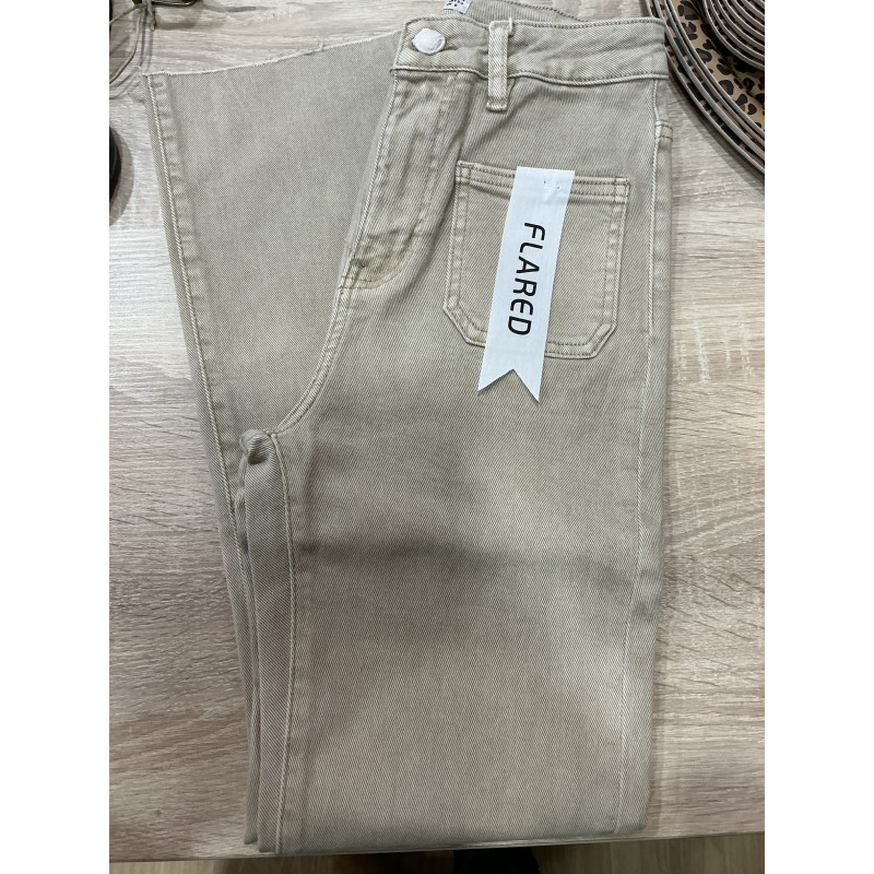 Jeans flared 7/8 poches plaquées beige