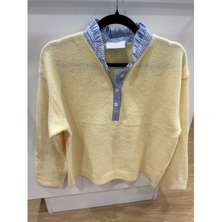 Pull jaune col victorien rayé bleu
