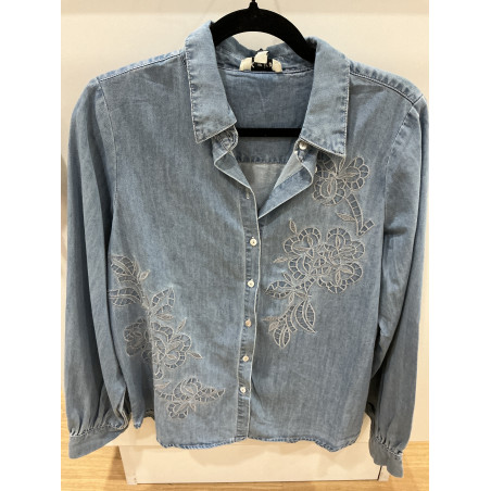 Chemise Jeans bleu et broderies
