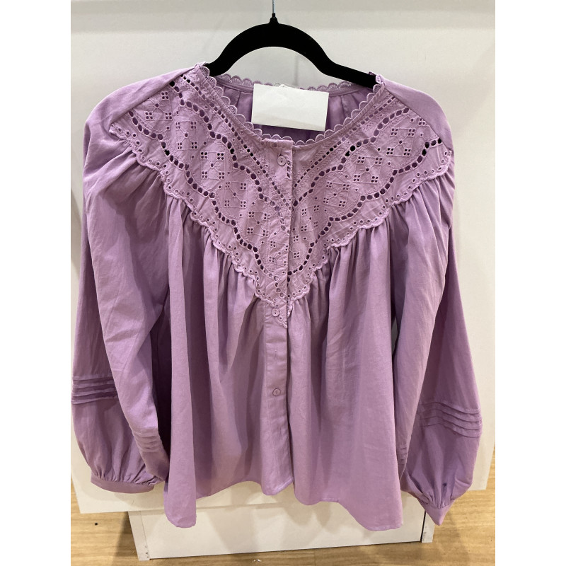Chemise lilas broderie anglaise