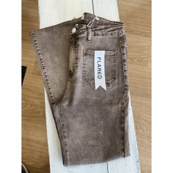 Jeans flared 7/8 poches plaquées choco délavé