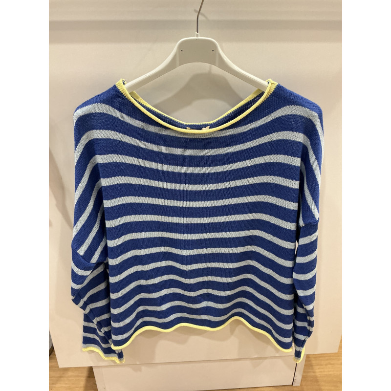 Pull rayé bleu roi et bleu ciel col jaune