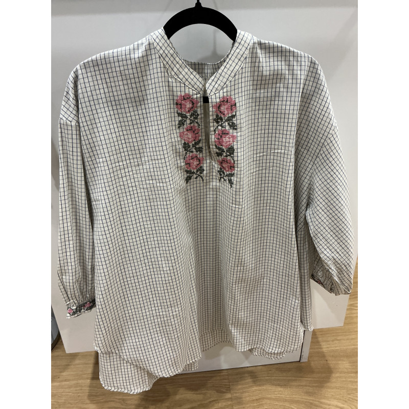 Blouse carreaux point de croix