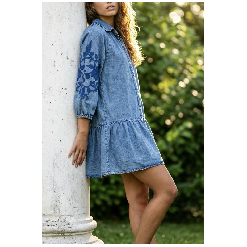 Robe Stephanie jeans et broderies bleu